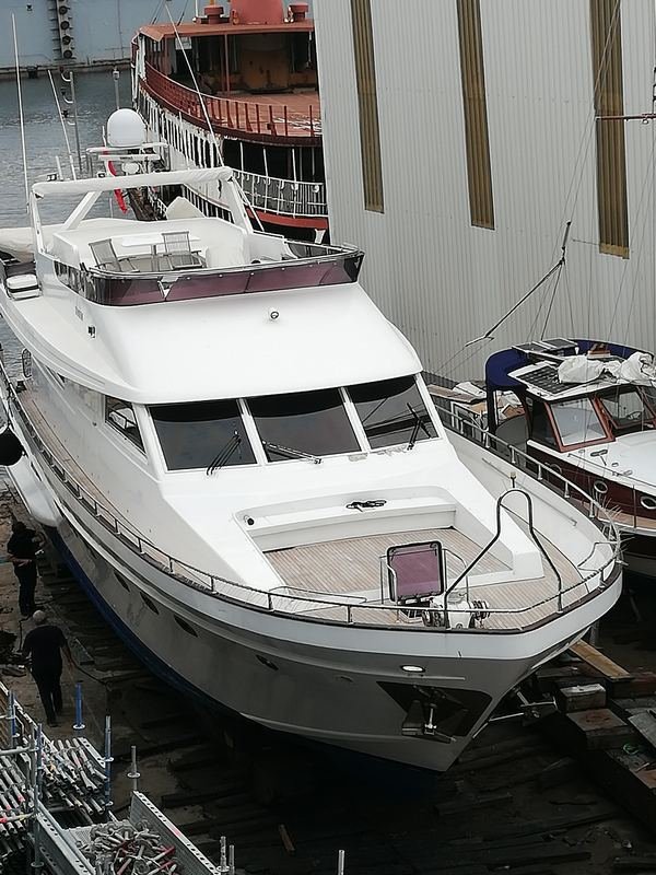 BEFORE — Saadet Sultan